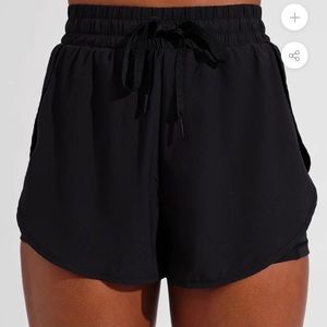 Buffbunny Lifesaver Short